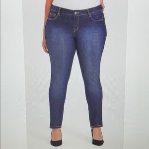 Torrid Curvy Skinny Jean